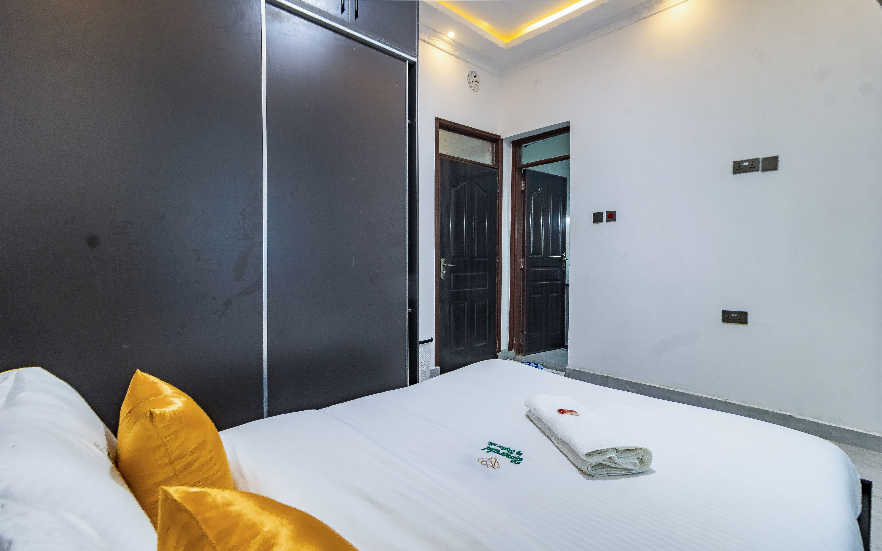 A dedicated desk and workspace in the villa